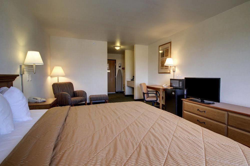 Oak Hill Inn & Suites Canton Kültér fotó